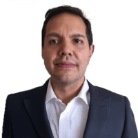 Juan Galindo headshot