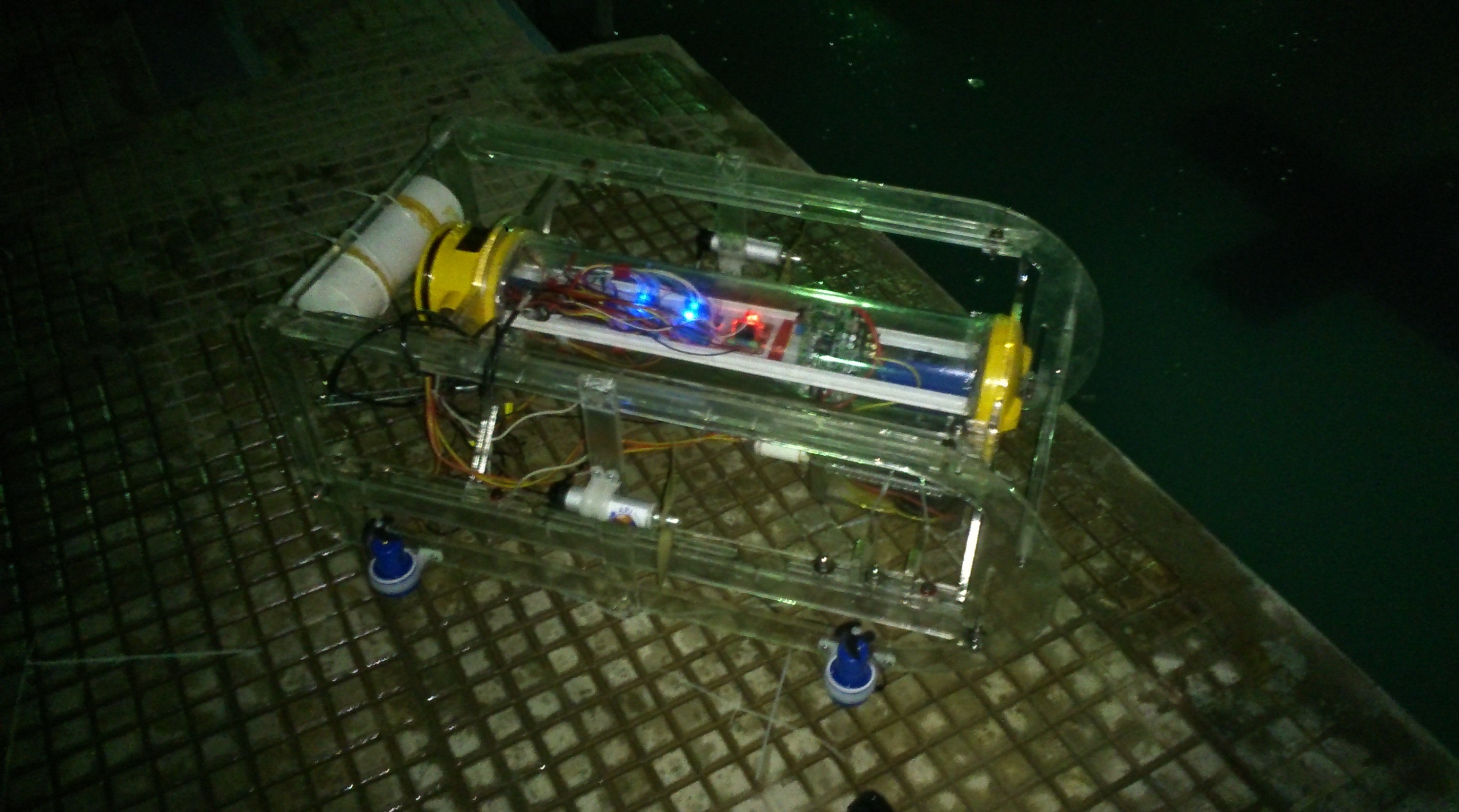 Autonomous Underwater Vehicle - The IEEE Maker Project